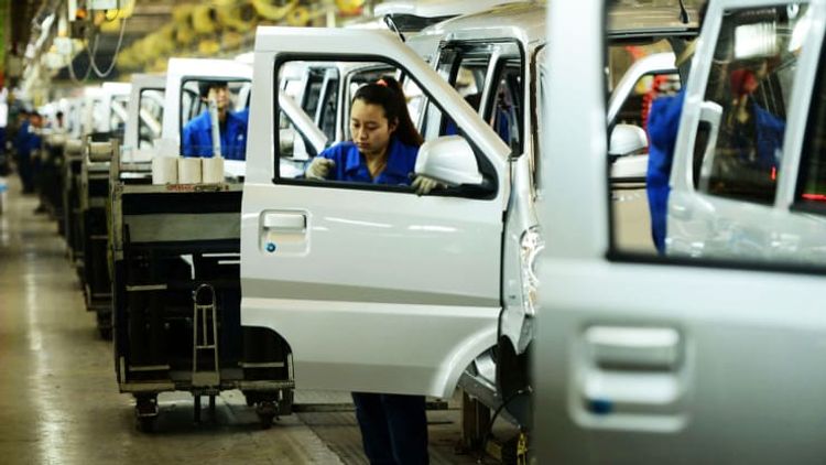 Coronavirus prompts automakers to evacuate workers, weigh production delays at Chinese factories