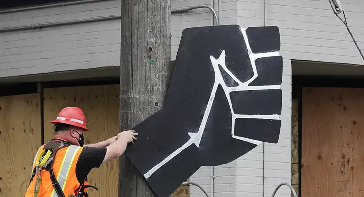 Two people hospitalised as car rams into protesters in state of Washington