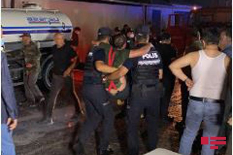 Four firefighters injured in the fire at the paint factory in Baku