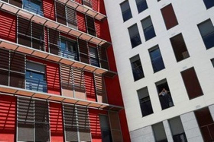 Spain extends coronavirus aid for tenants and homeowners