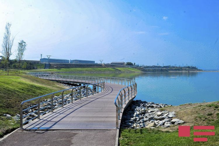 Work begun on the treatment of a wastewater layer on Lake Boyuk Shor in Baku
