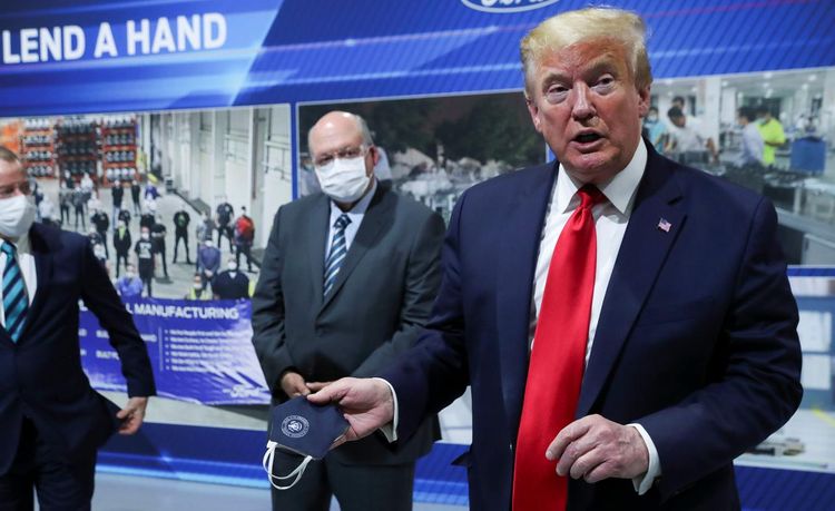 Trump says he expects to wear a mask when he visits military hospital