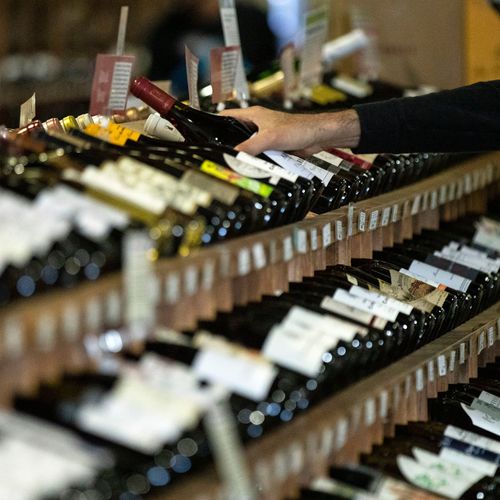 Washington to impose additional tariffs on French goods worth $1.3 bln