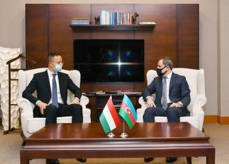 Azerbaijani and Hungarian FMs hold extended meeting - UPDATED
