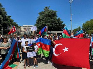 Azerbaijanis hold protest in front of the UN HQ in Switzerland