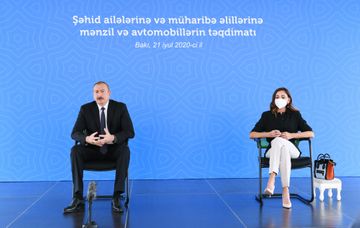 Ceremony to give out apartments and cars to families of martyrs and war disabled was held in Baku - PHOTO - UPDATED