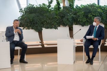 Assistant to President met with a number of intellectuals and public figures - PHOTO