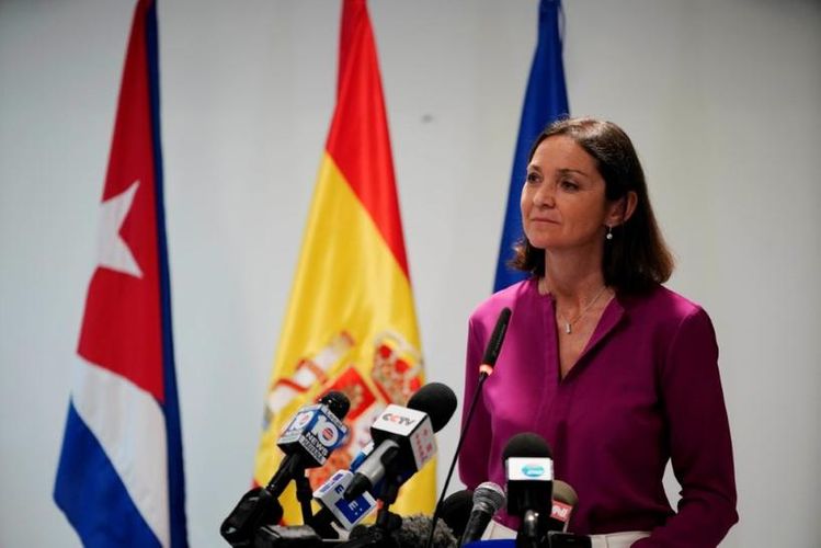 Spain hopes no need to close French border over coronavirus
