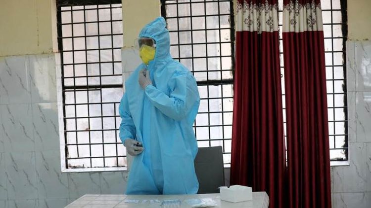 India reports 47,703 new COVID-19 infections