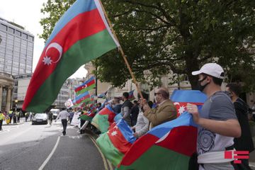 Azerbaijanis protest against Armenian aggression in London - UPDATED - PHOTO
