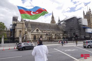 Azerbaijanis protest against Armenian aggression in London - UPDATED - PHOTO
