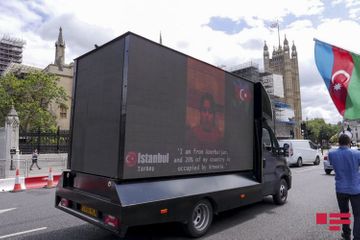 Azerbaijanis protest against Armenian aggression in London - UPDATED - PHOTO