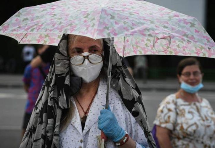 Romania tightens restrictions as cases surge