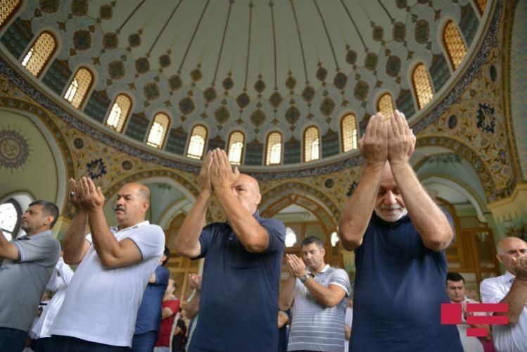 4-day holiday vacation starts in Azerbaijan