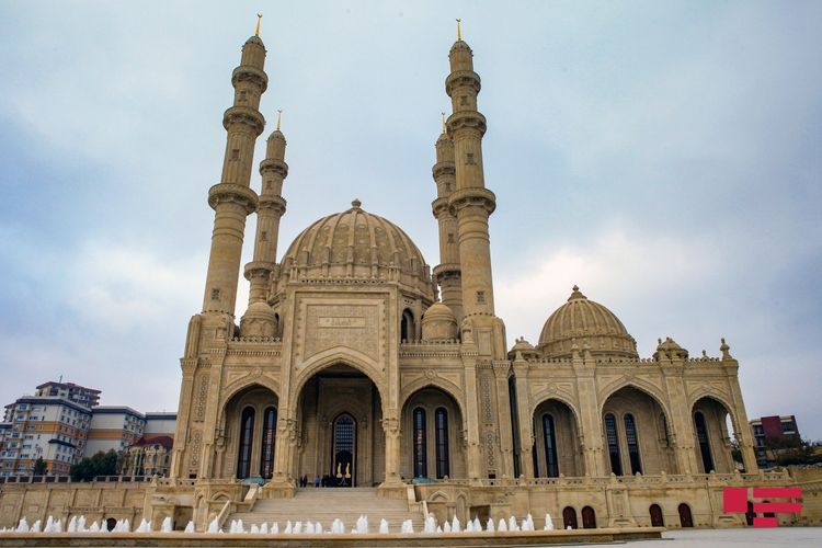 Prayer of unity in connection with Eid al-Adha performed in Heydar mosque