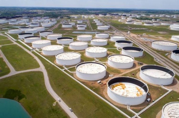 Oil up more than 3% ahead of OPEC+ meeting and on easing lockdowns