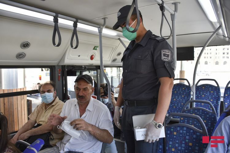 Baku Police starts raids against people not wearing mask - UPDATED - PHOTOSESSION