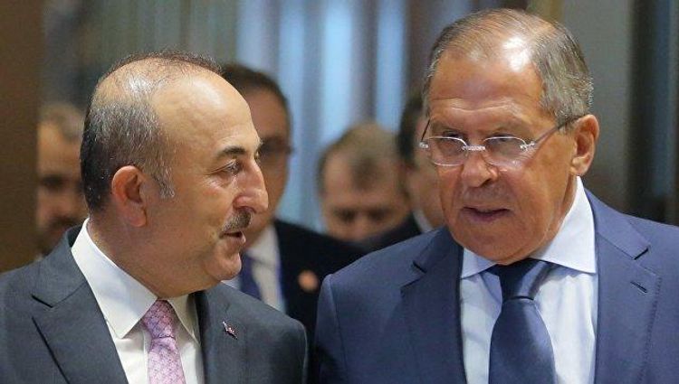 Turkish and Russian FMs disscuss tourism and regional issues