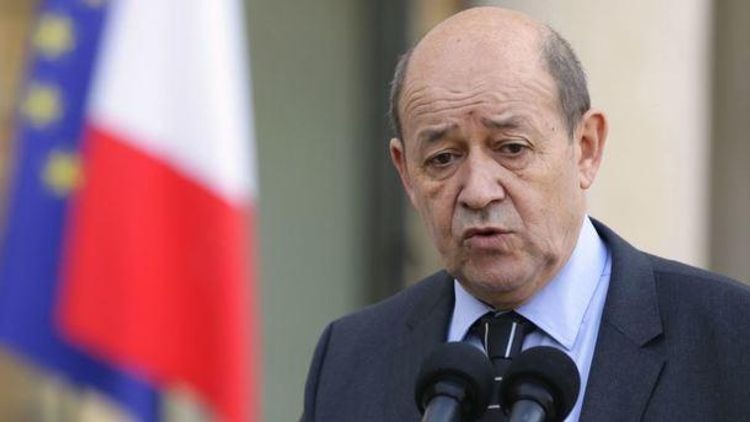 Violence against protesters, press unacceptable, says France's Le Drian
