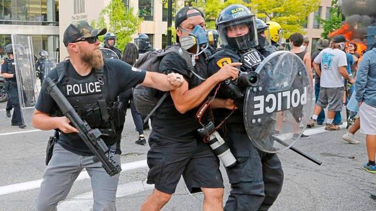 Human rights activists reported 405 incidents with journalists protesting in 64 cities in U.S.
