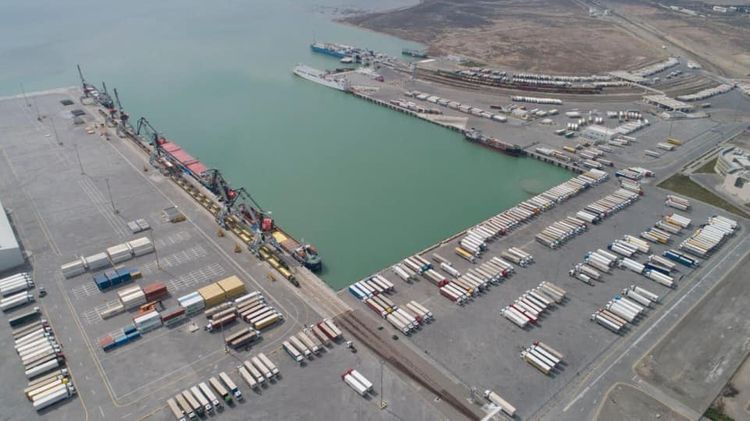 25 Kazakhstan citizens sent to homeland from Baku Port
