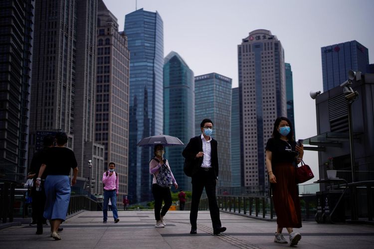 China to step up monetary easing to support economy