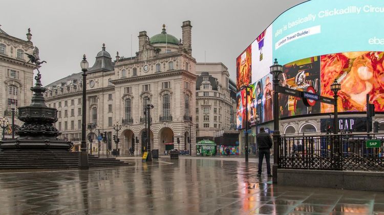 U.K. government debt hits level not seen in 57 years