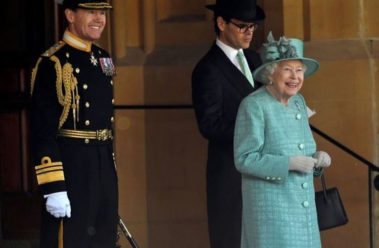 UK's Queen Elizabeth thanks business for coronavirus generosity