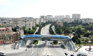 President Ilham Aliyev attended opening of above-ground pedestrian crossing in Neapol Street, Baku