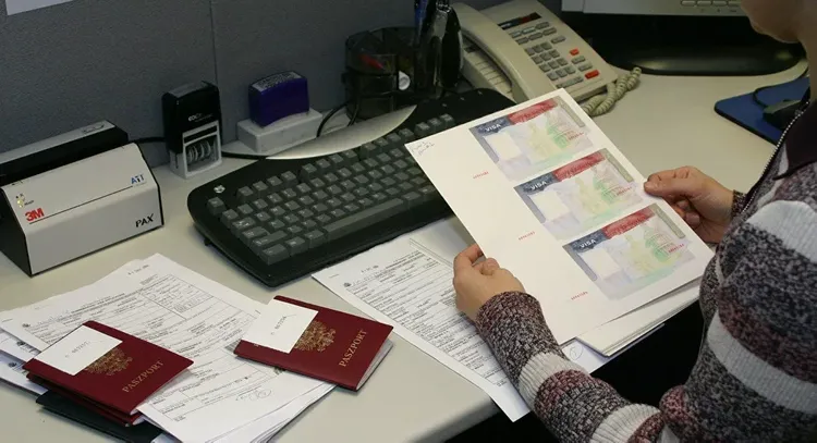 Trump to Suspend Some Work Visas Through End of 2020 in Bid to Boost Economy, Official Says