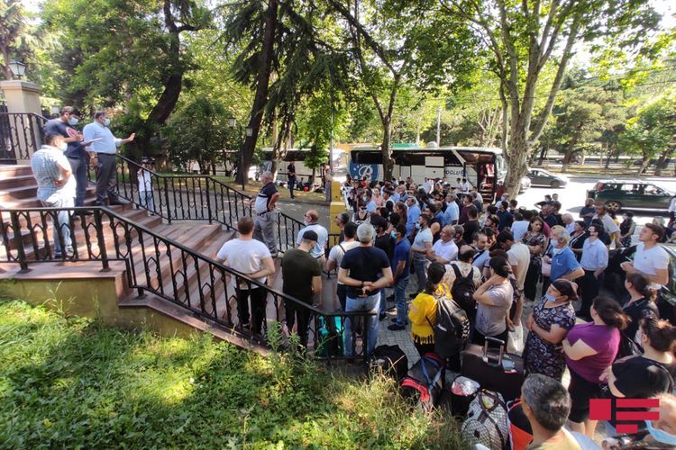 Azerbaijani citizens, to be evacuated from Georgia, test negative for coronavirus