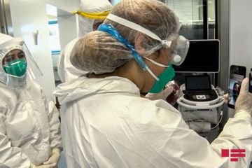 Bellicose patients, selfless doctors: They “fight” together against COVID-19 - PHOTOSESSION