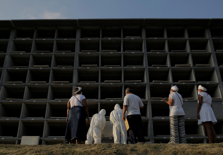 Deaths from coronavirus surpass 100,000 in Latin America