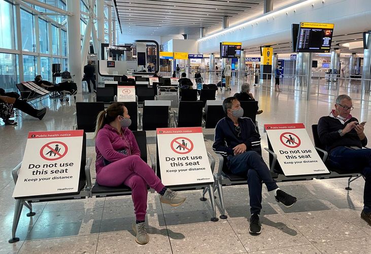 UK airports warn 20,000 jobs at risk as travel slump continues