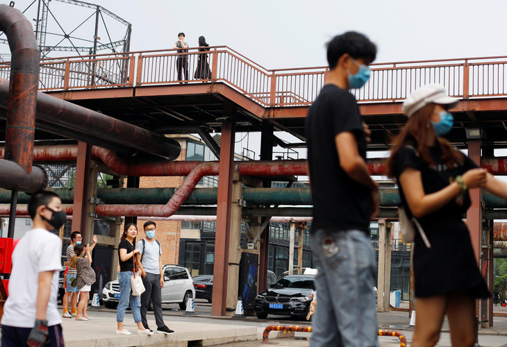 Mainland China reports 13 new coronavirus cases, including 11 in Beijing