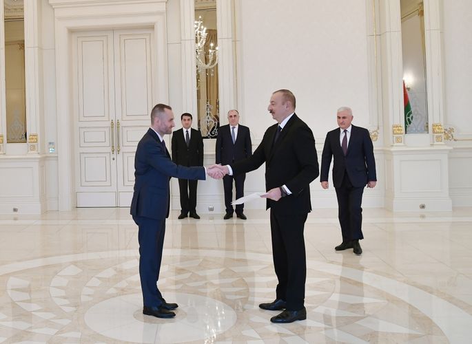 President Ilham Aliyev received credentials of incoming Polish ambassador