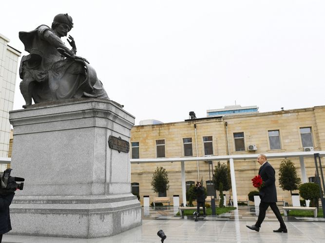 President Ilham Aliyev visited newly-built park where statue of Shah Ismail Khatai relocated - UPDATED