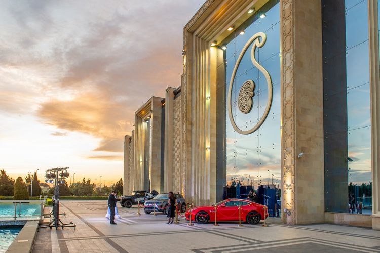 10th ceremony of presentation of “Azeri Business Award” prize held