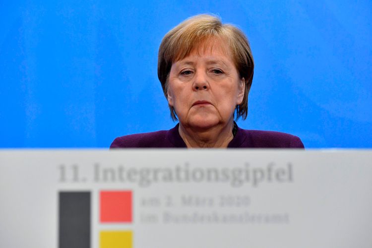 Merkel urges cease-fire in Syria's Idlib, calls for safe zone on Turkish border