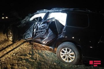 Car overturns on Baku-Gazakh highway, two killed