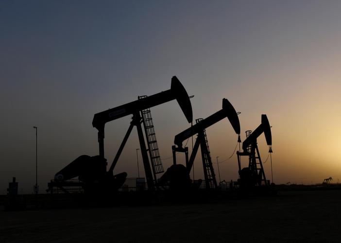Oil rises as OPEC+ moves closer toward deeper output cut