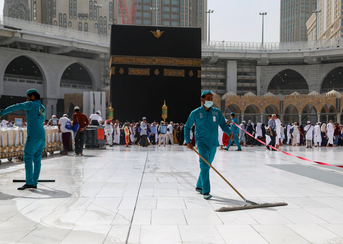Saudi Arabia reopens Mecca, Medina holy sites after coronavirus closure