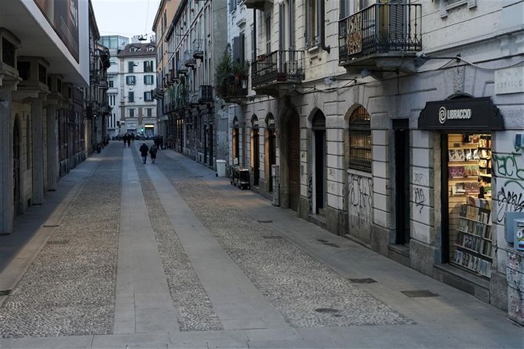 Italy's neighbors take steps to curb spread of coronavirus