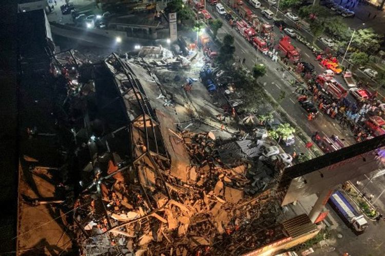 Death toll rises to 18 in east China hotel collapse