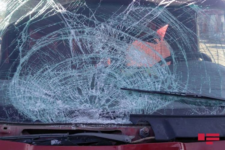 4 vehicles collide in Baku