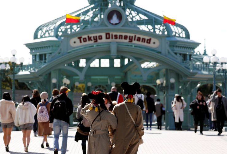 Tokyo Disneyland to stay closed through early April due to virus