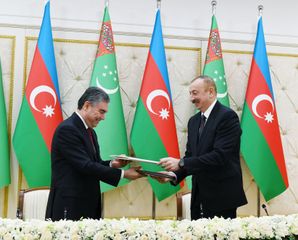 Azerbaijan, Turkmenistan signed bilateral documents