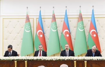 Azerbaijan, Turkmenistan signed bilateral documents