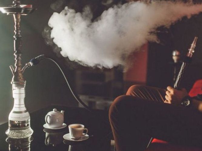 Headquarters: Use of tobacco-pipe in catering facilities banned