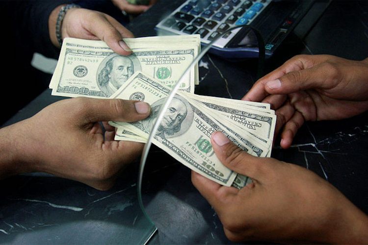 Banks in Azerbaijan purchase nearly $ 1 bln. funds over the past 4 days